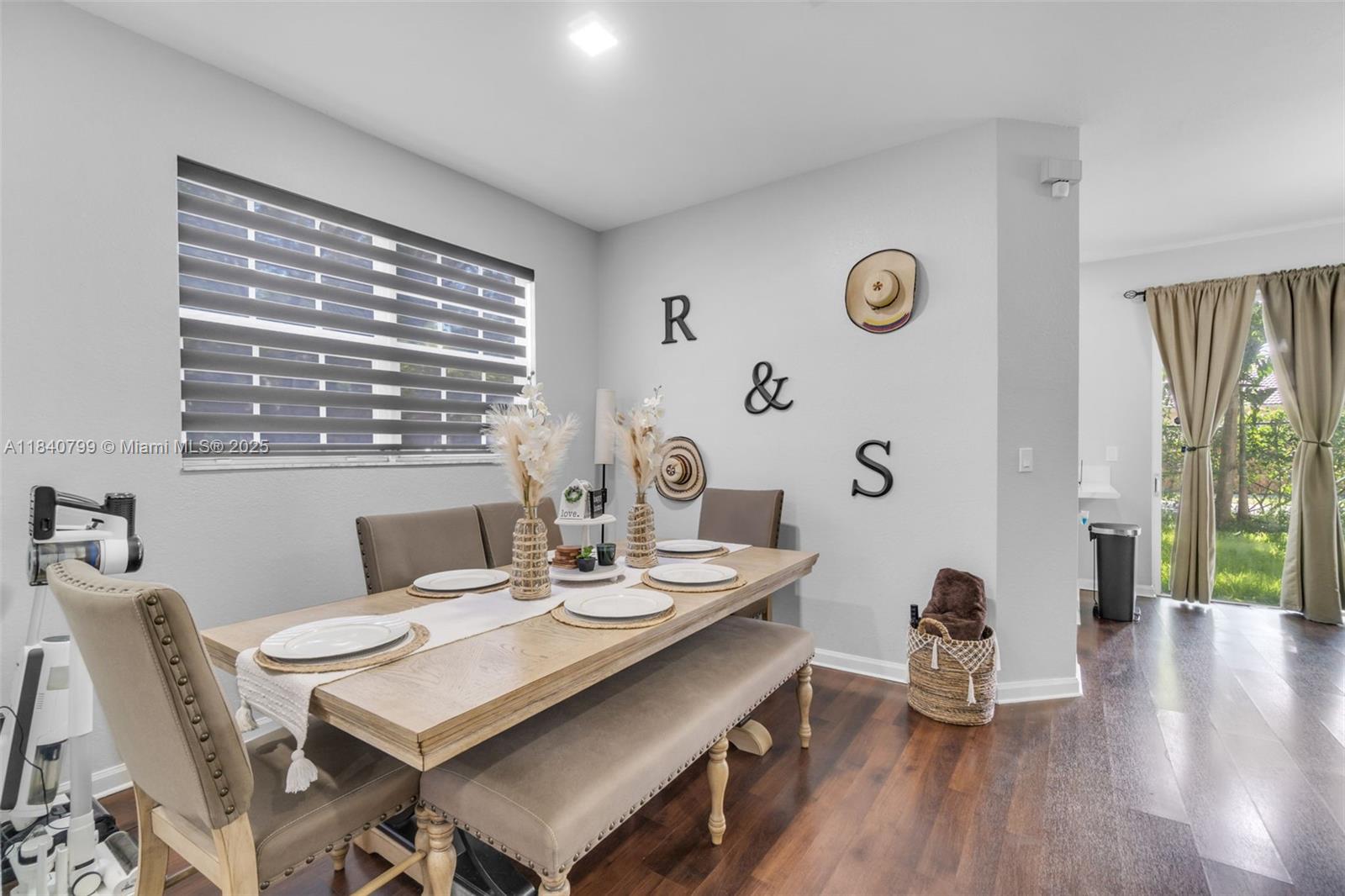 PORTOFINO VILLAS WEST - Residential