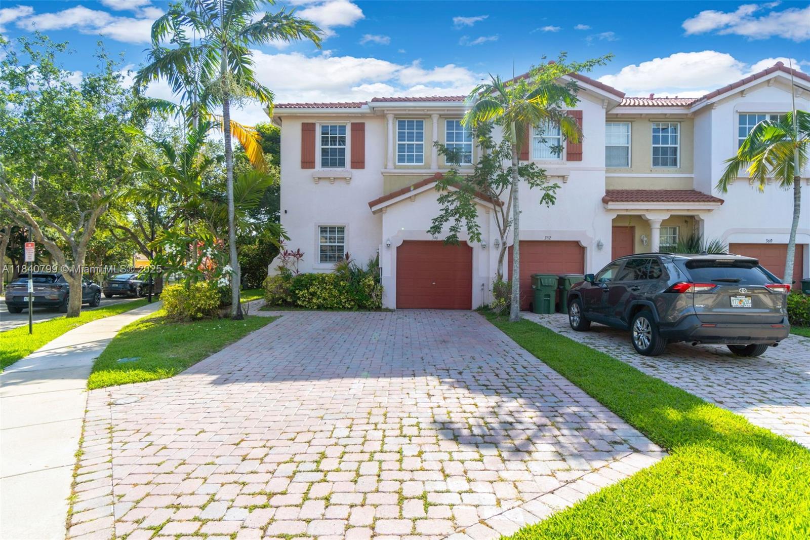 PORTOFINO VILLAS WEST - Residential