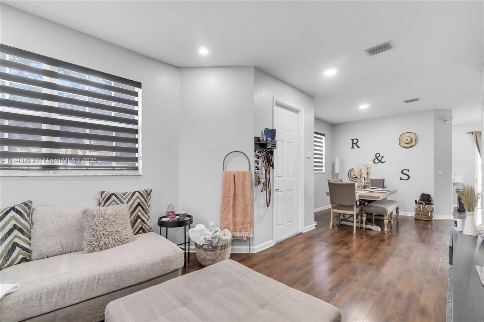 PORTOFINO VILLAS WEST - Residential