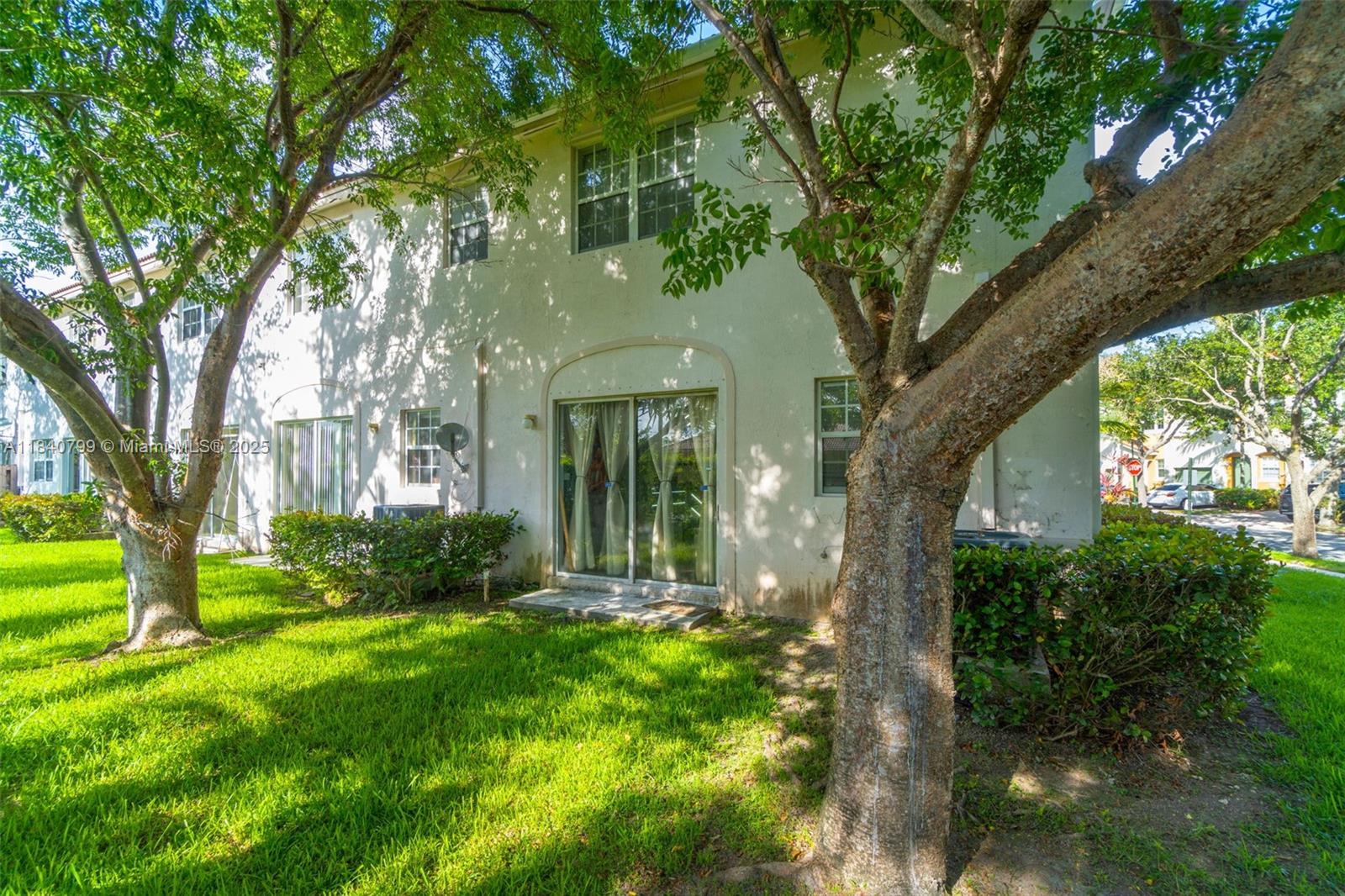 PORTOFINO VILLAS WEST - Residential