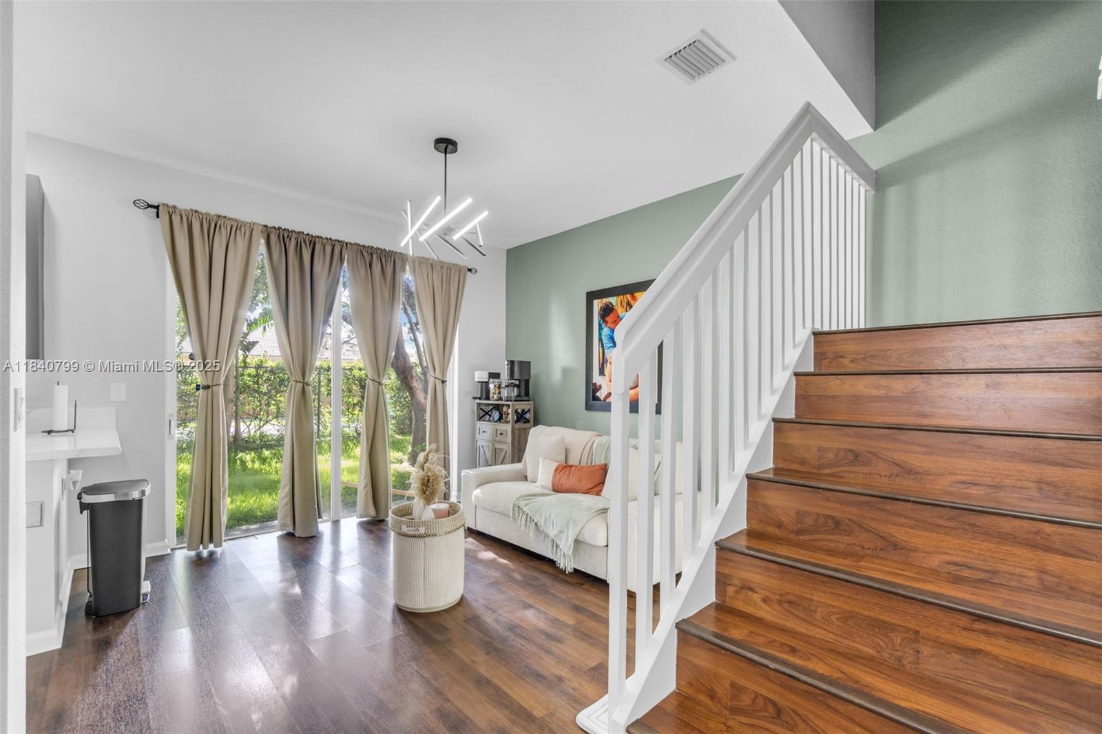 PORTOFINO VILLAS WEST - Residential