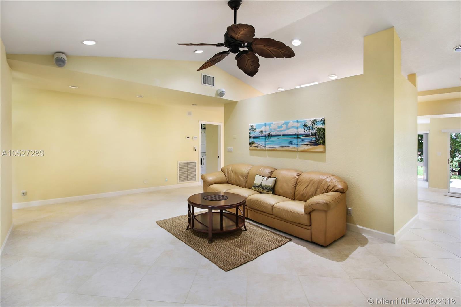 PARADISE GARDENS SEC 3 - Residential