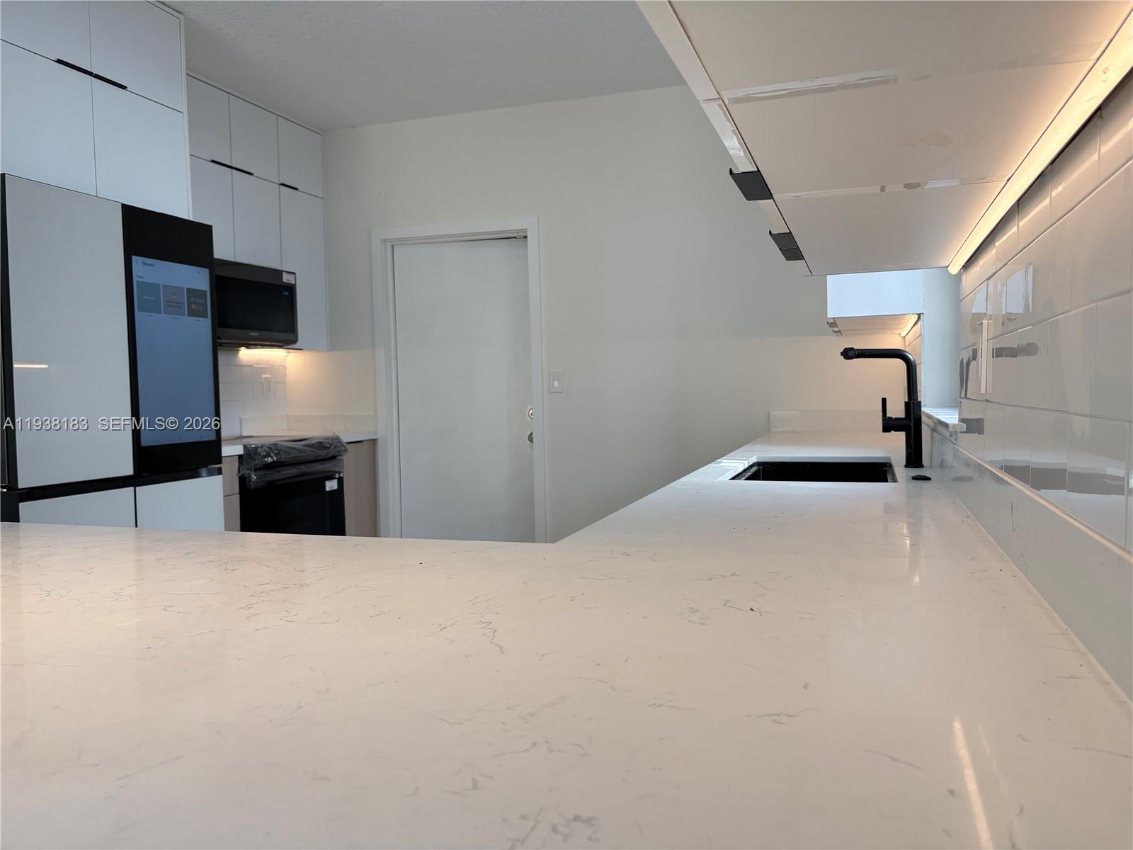 DON ELIAS ESTATES - Residential