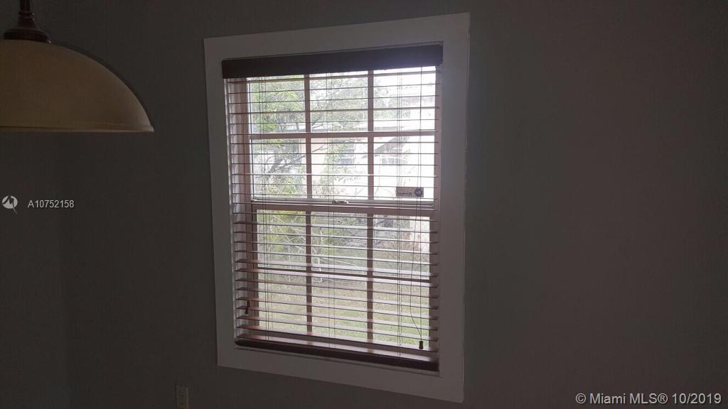 NORTH SHORE HEIGHTS - Residential Lease