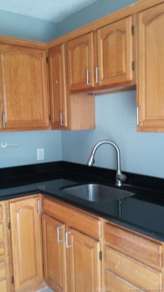 NORTH SHORE HEIGHTS - Residential Lease