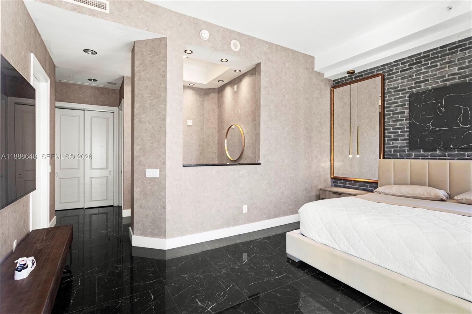 BELLAMARE @ WILLIAMS ISLA - Residential