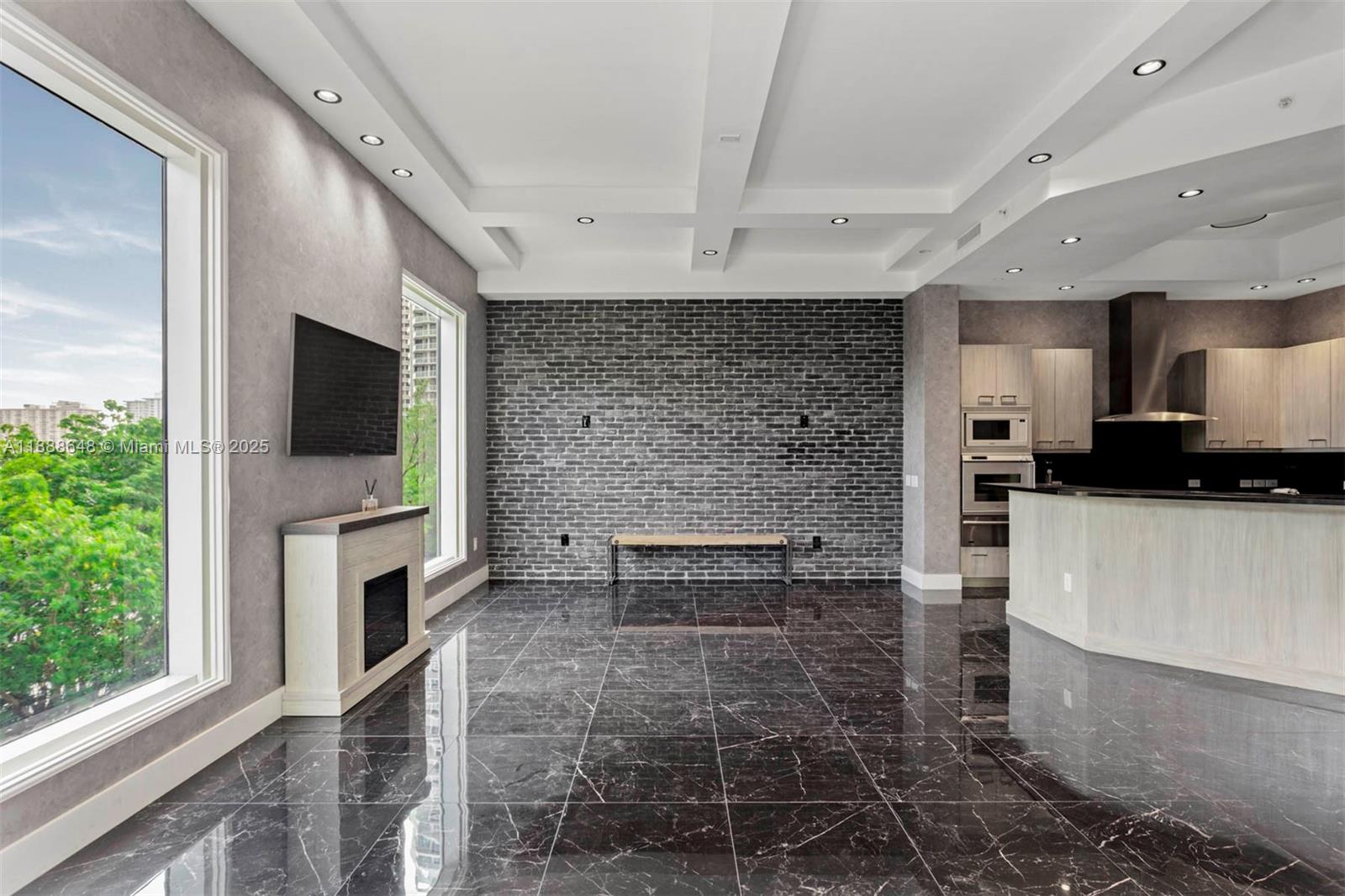 BELLAMARE @ WILLIAMS ISLA - Residential