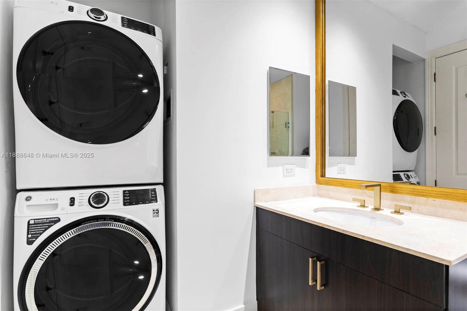 BELLAMARE @ WILLIAMS ISLA - Residential