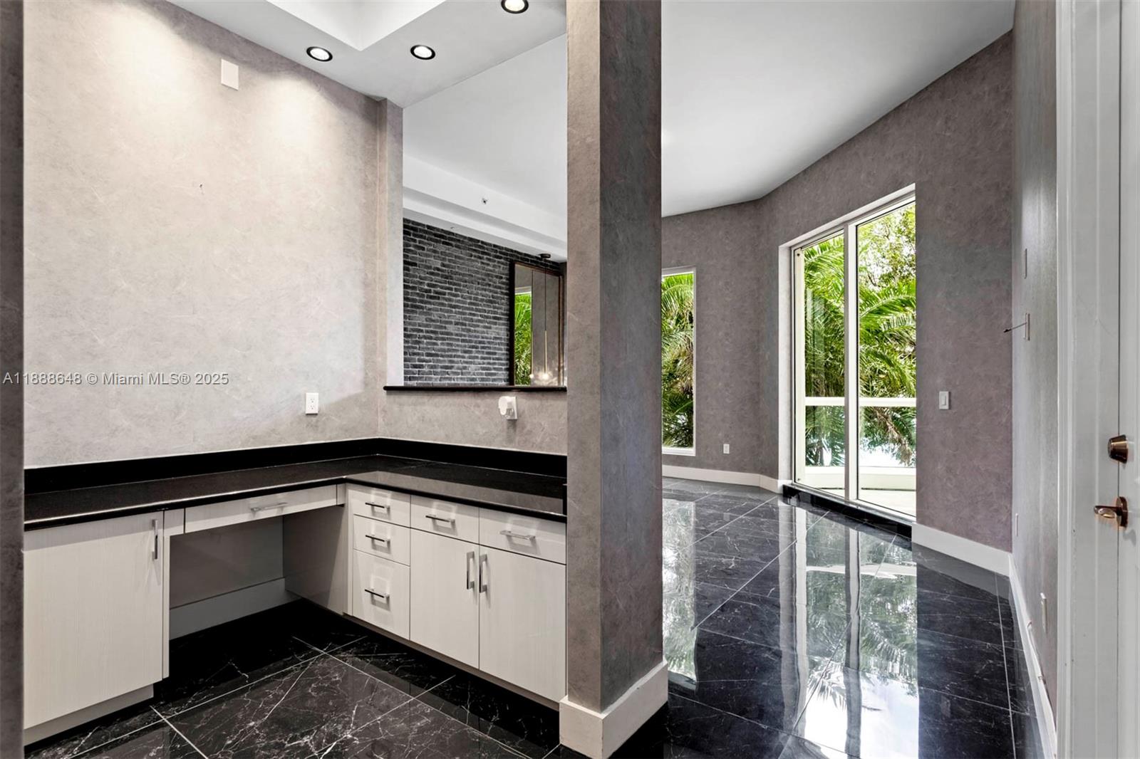 BELLAMARE @ WILLIAMS ISLA - Residential