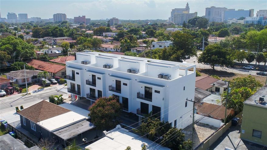 Beautiful new 3 Bed / 2.5 Bath townhome in the heart of Coral Way featuring luxurious modern finishes, 2 covered parking spaces, and a private rooftop terrace with panoramic views of Miami. The master bedroom features an ensuite bath and walk-in closet. Incredible location less than 3 Blocks from Miracle Mile, minutes from Merrick Park Mall, Coral Gables Hospital, Brickell, and Miami Intl Airport.