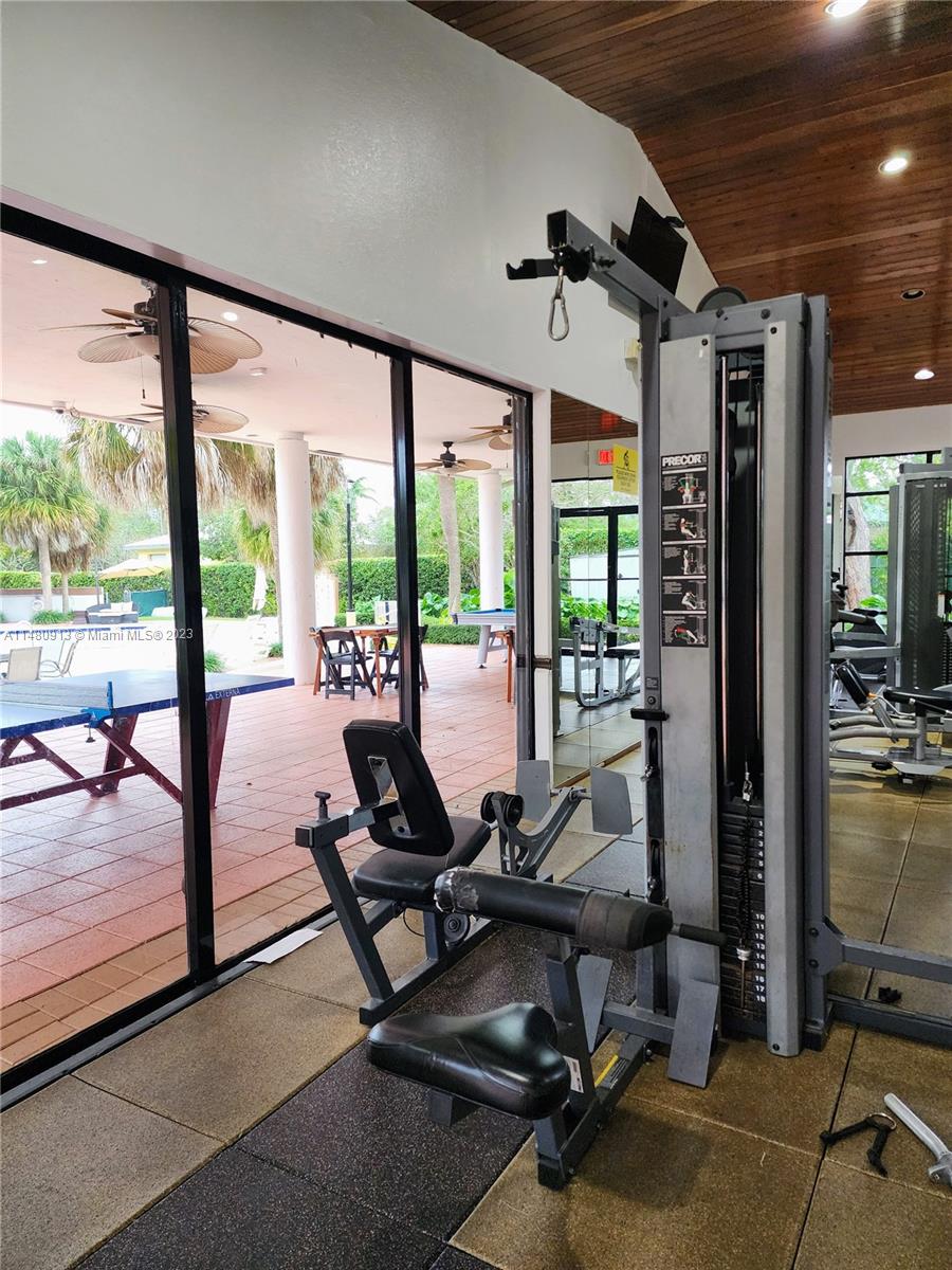 CORAL CLUB GARDEN VILLAS - Residential