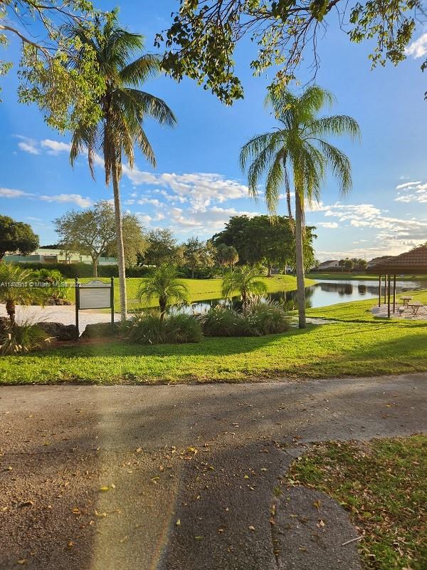 CORAL CLUB GARDEN VILLAS - Residential