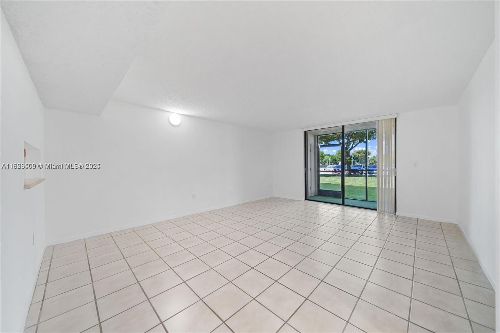 8035 SW 107th Ave 115