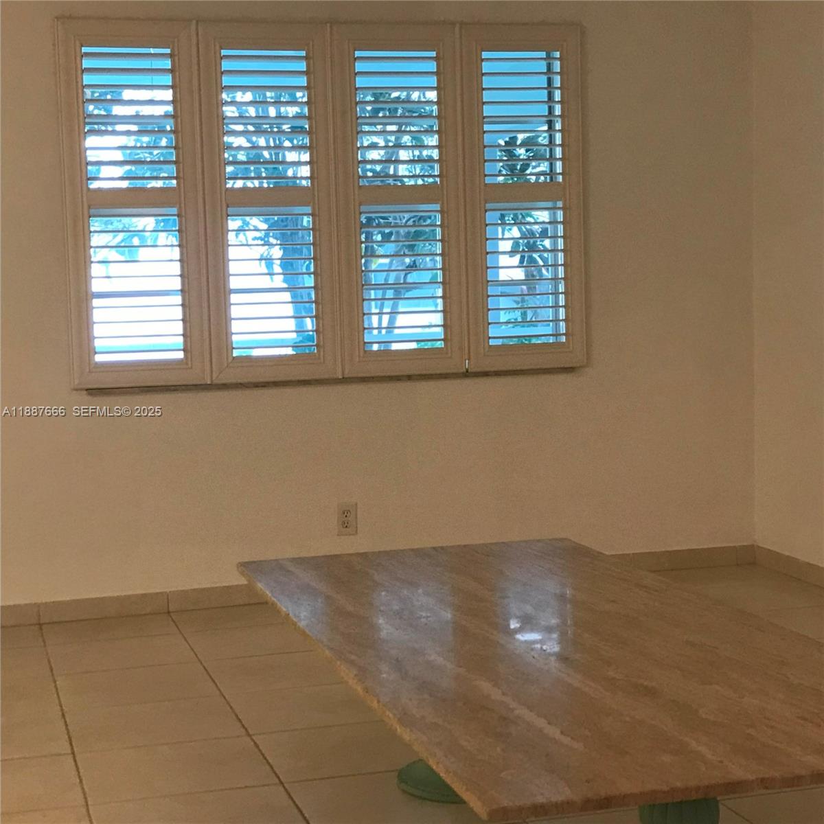 PARADISE VILLAS CONDO - Residential