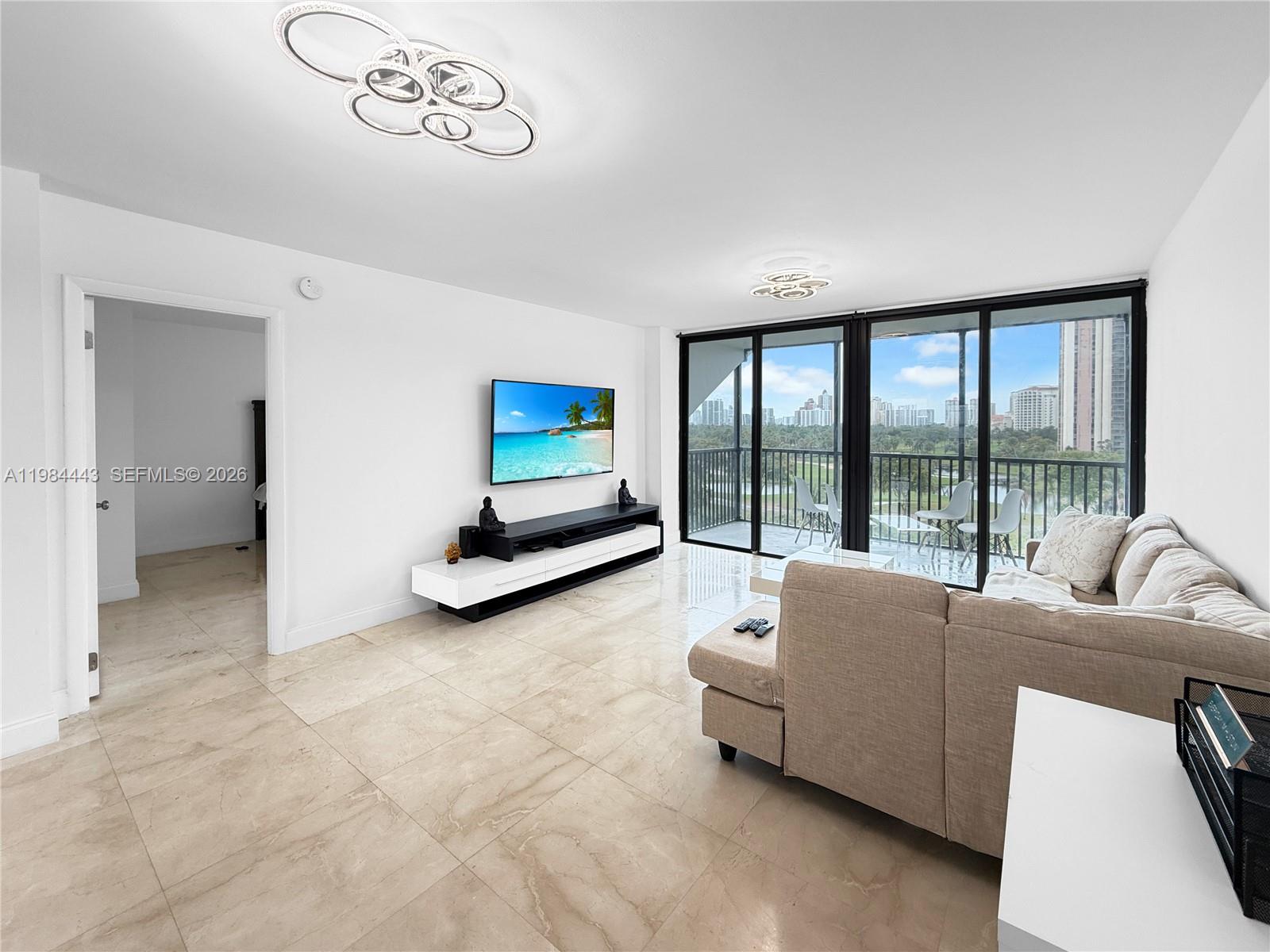 BRAVURA I CONDO - Residential Lease