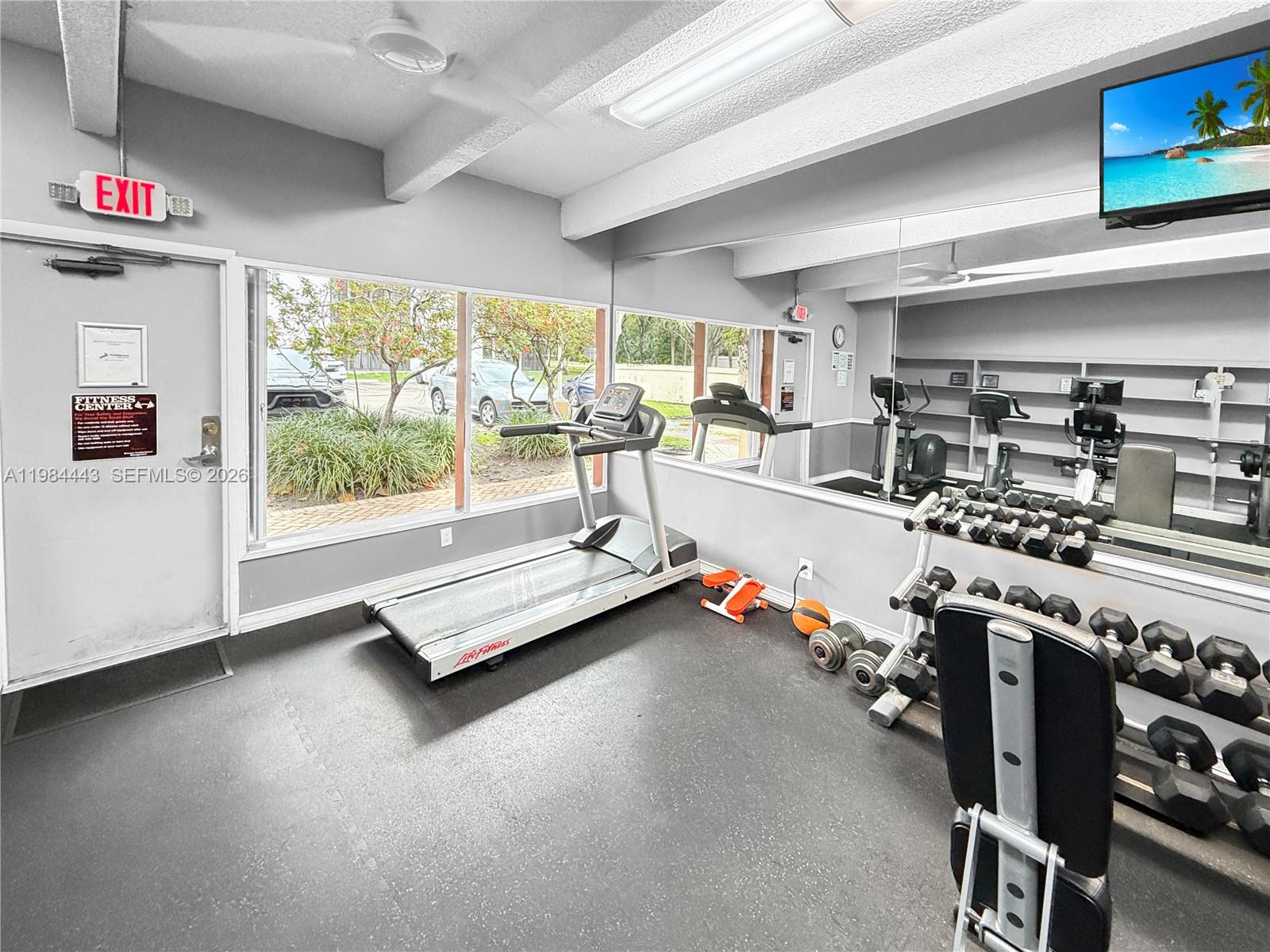 BRAVURA I CONDO - Residential Lease