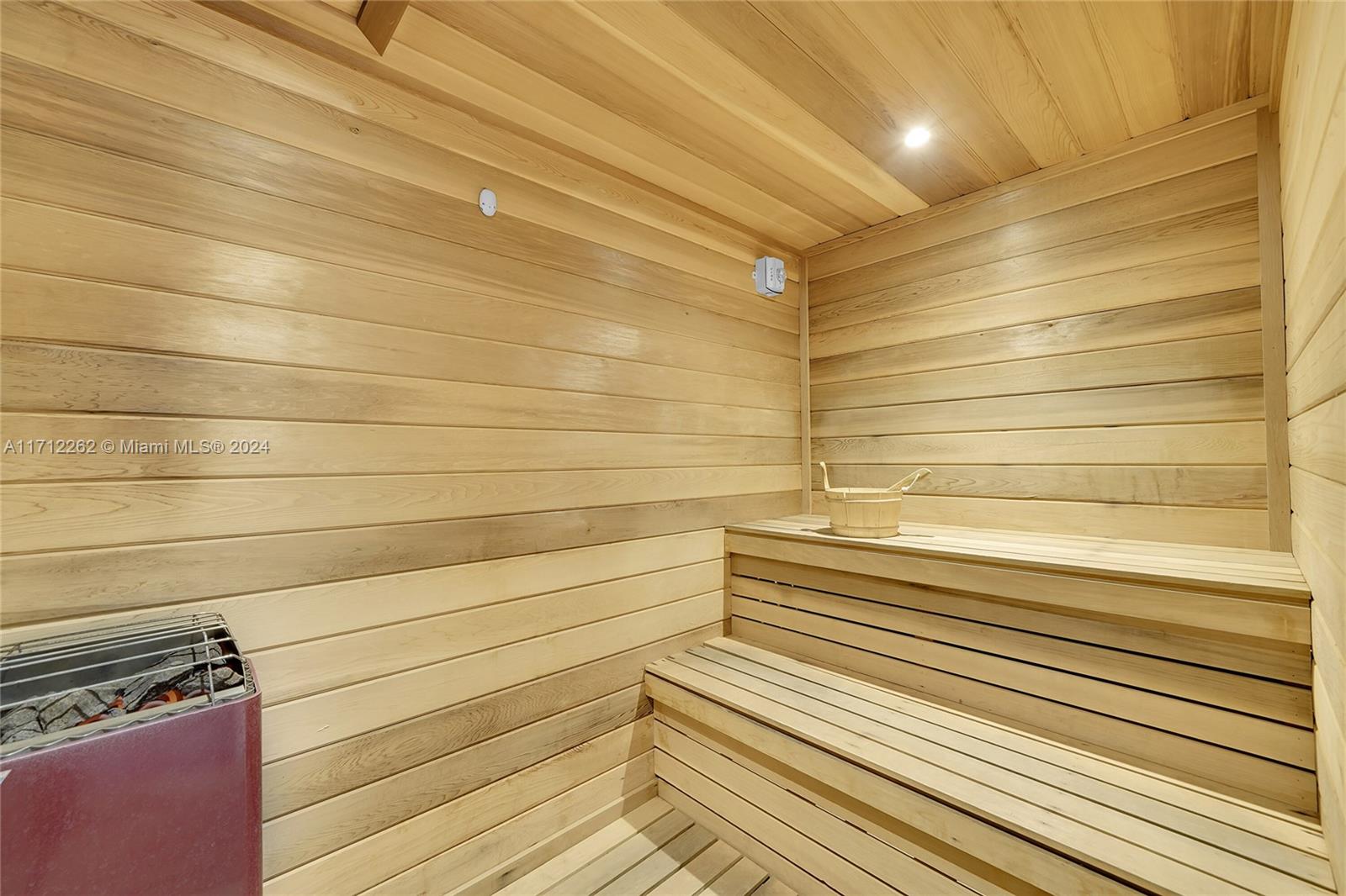 JOCKEY CLUB III CONDO - Residential