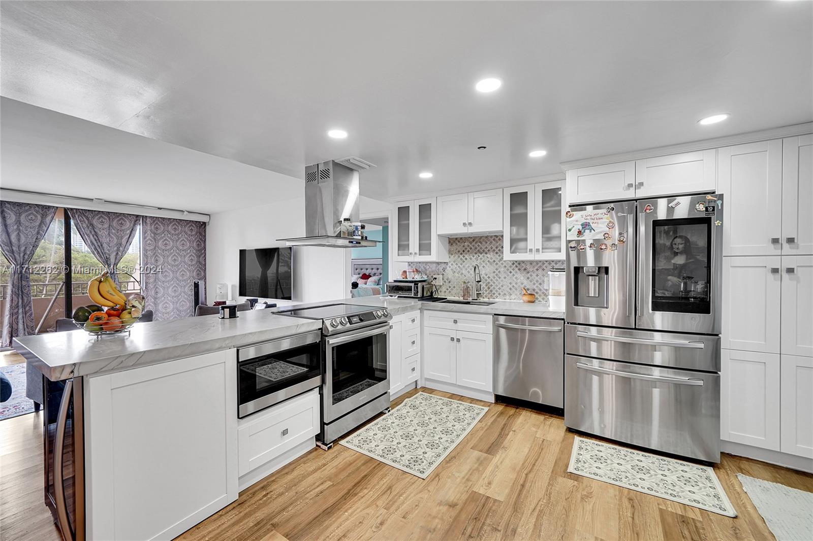 JOCKEY CLUB III CONDO - Residential