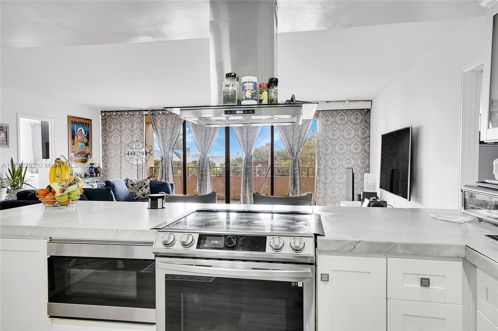 JOCKEY CLUB III CONDO - Residential