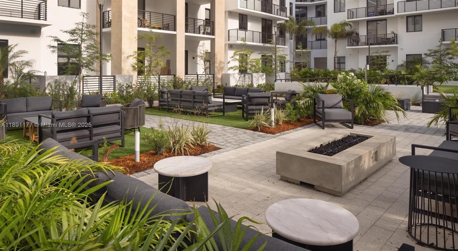 Biscayne 112 - Residential Lease