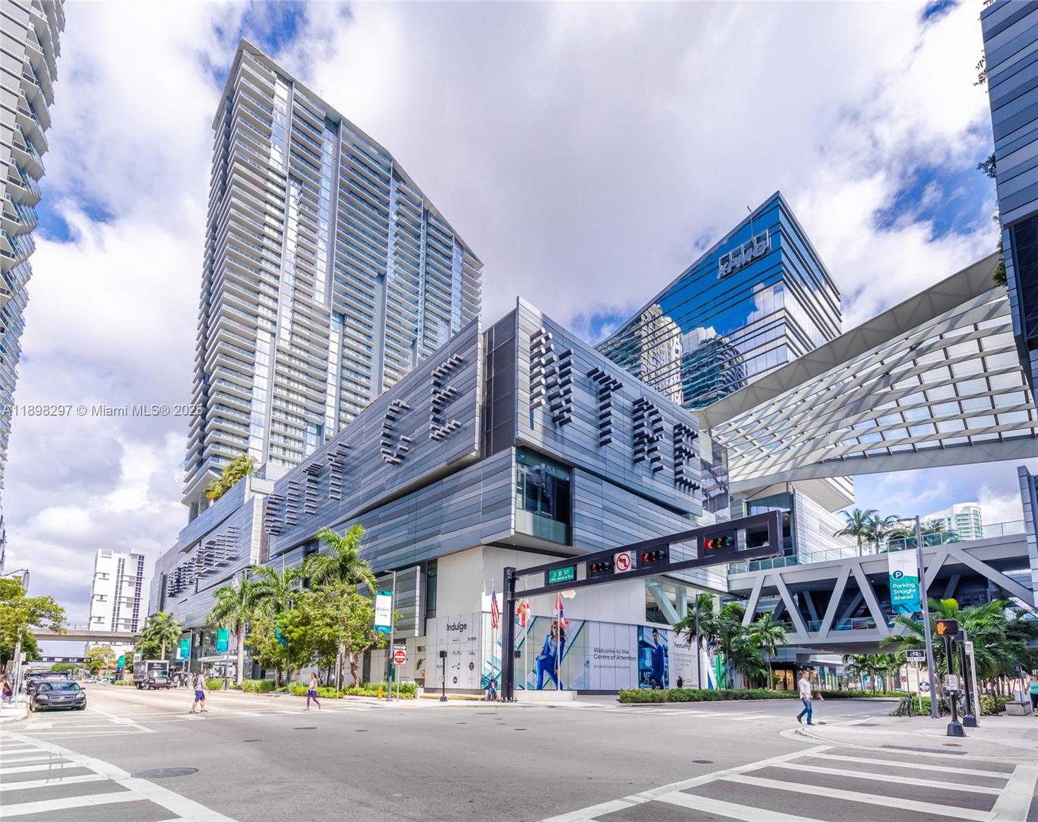 801 SMA RESIDENCES CONDO - Residential Lease