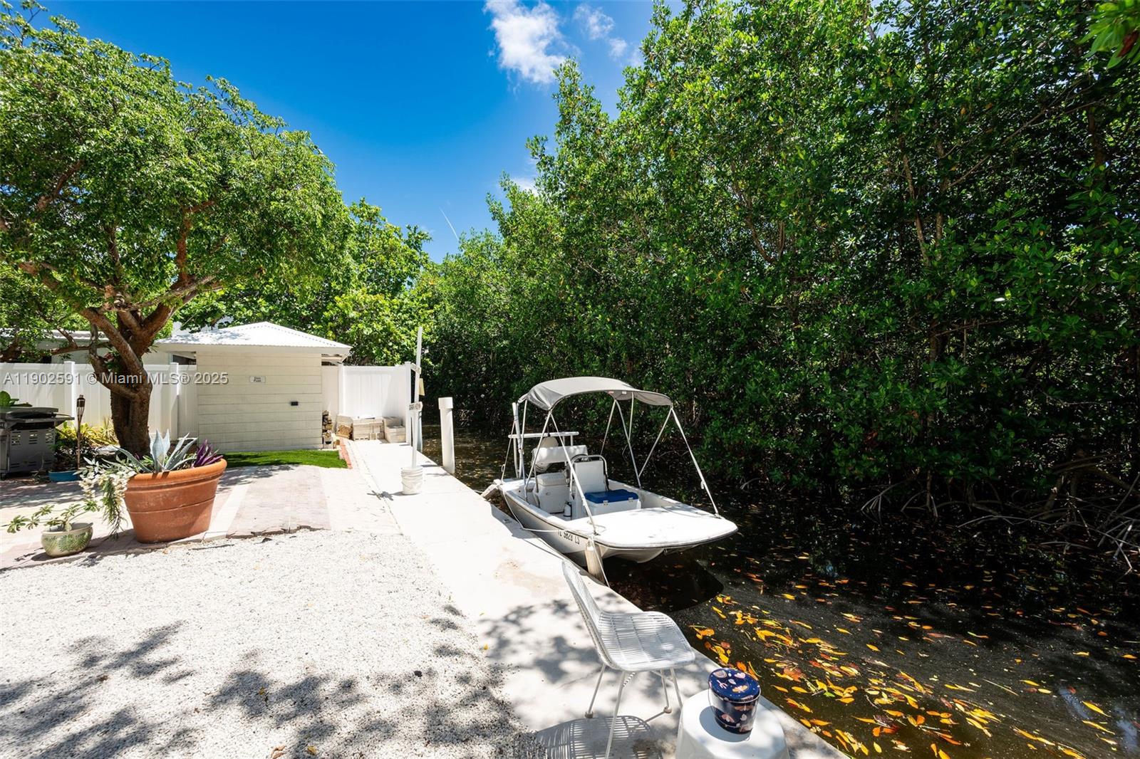 7 Barcelona Dr. Big Coppitt