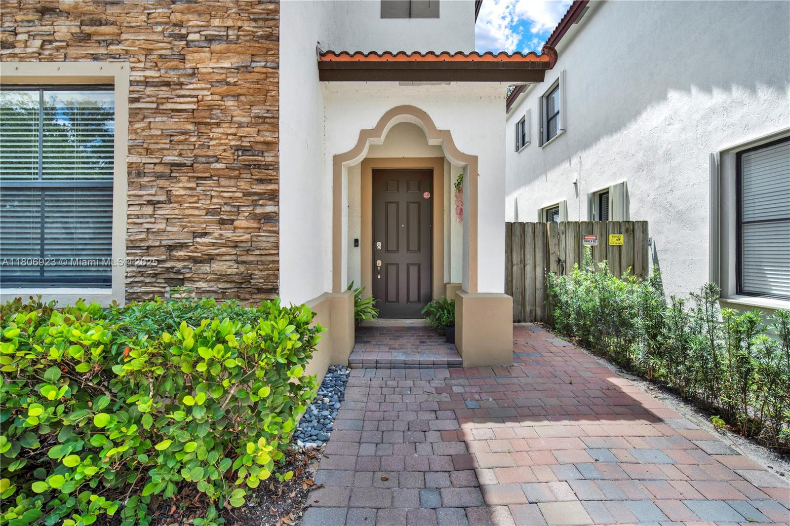 BAYWINDS OF ABACO - Residential