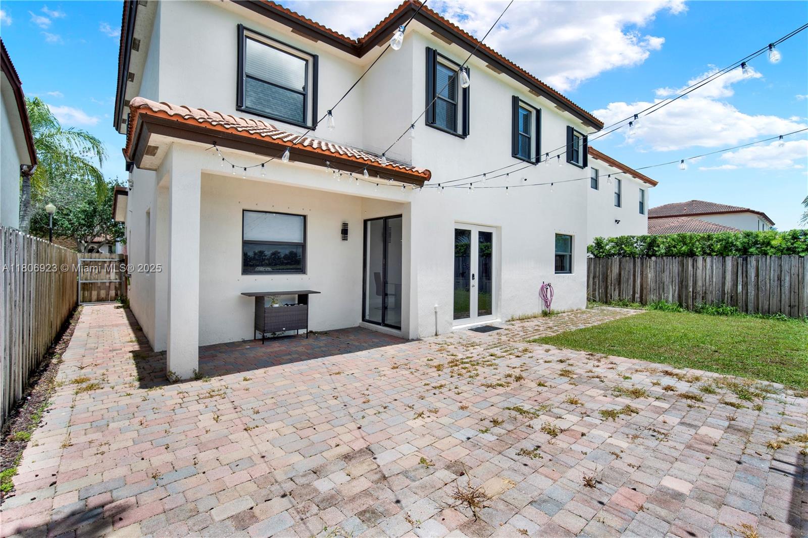 BAYWINDS OF ABACO - Residential