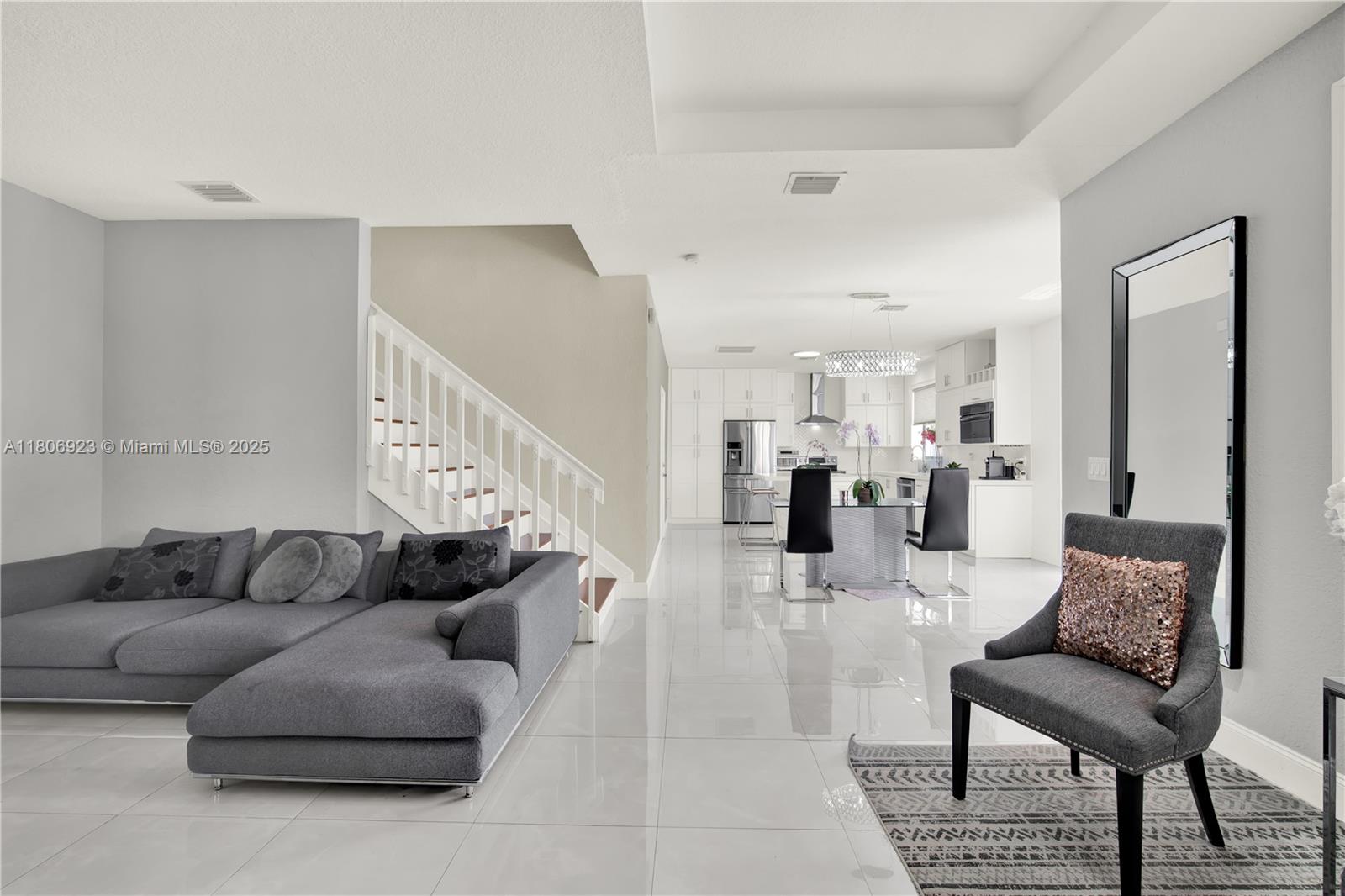 BAYWINDS OF ABACO - Residential