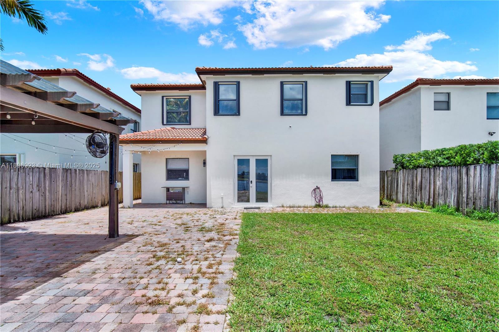 BAYWINDS OF ABACO - Residential