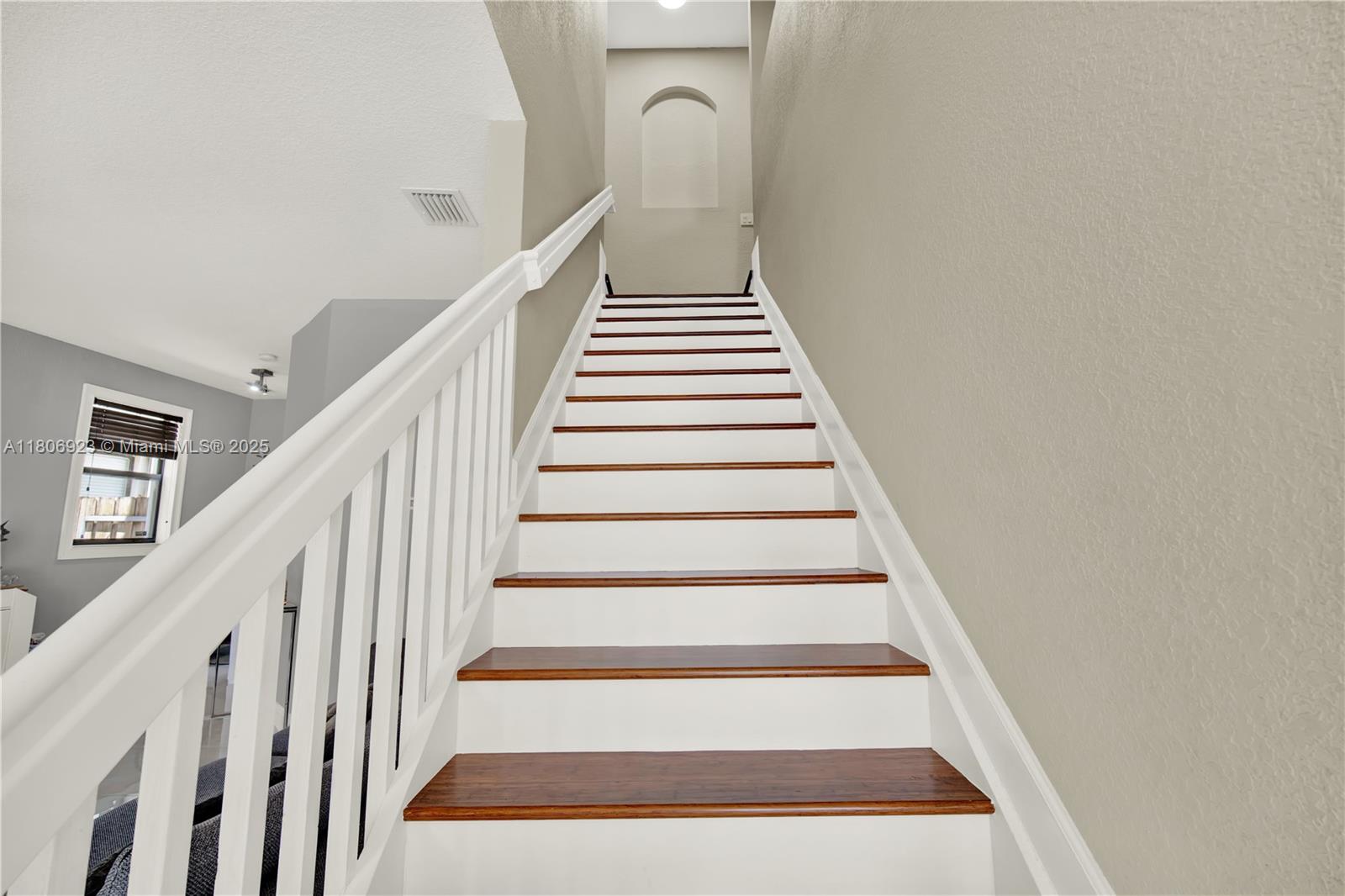 BAYWINDS OF ABACO - Residential