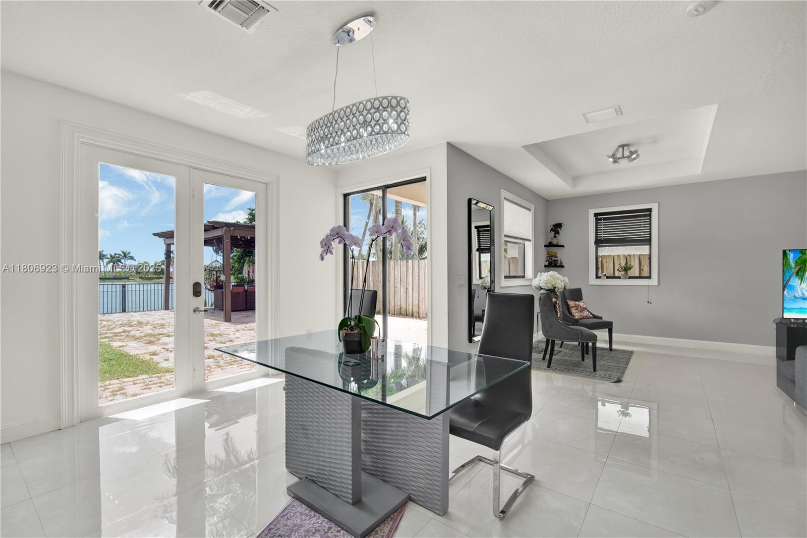 BAYWINDS OF ABACO - Residential