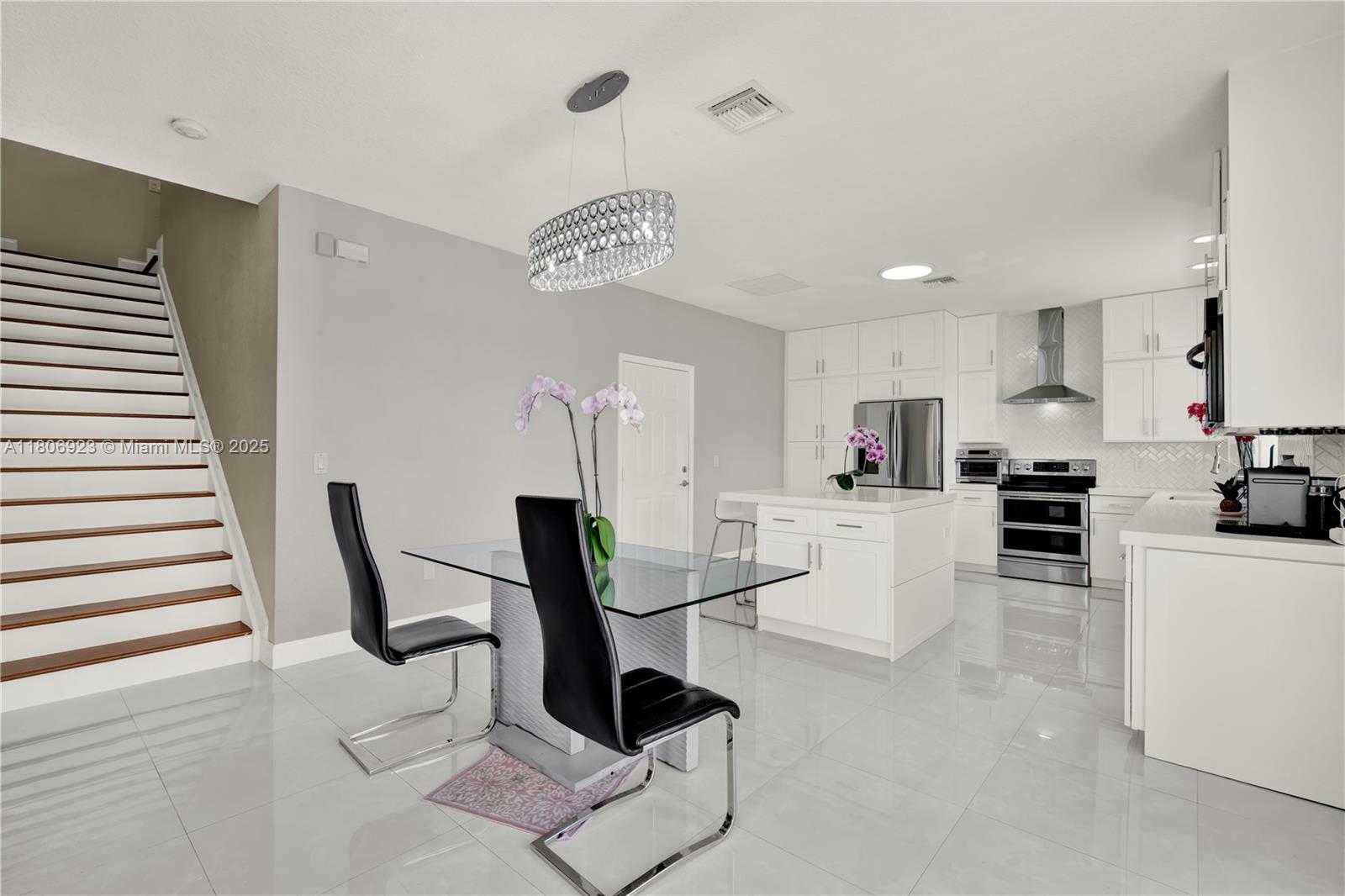 BAYWINDS OF ABACO - Residential
