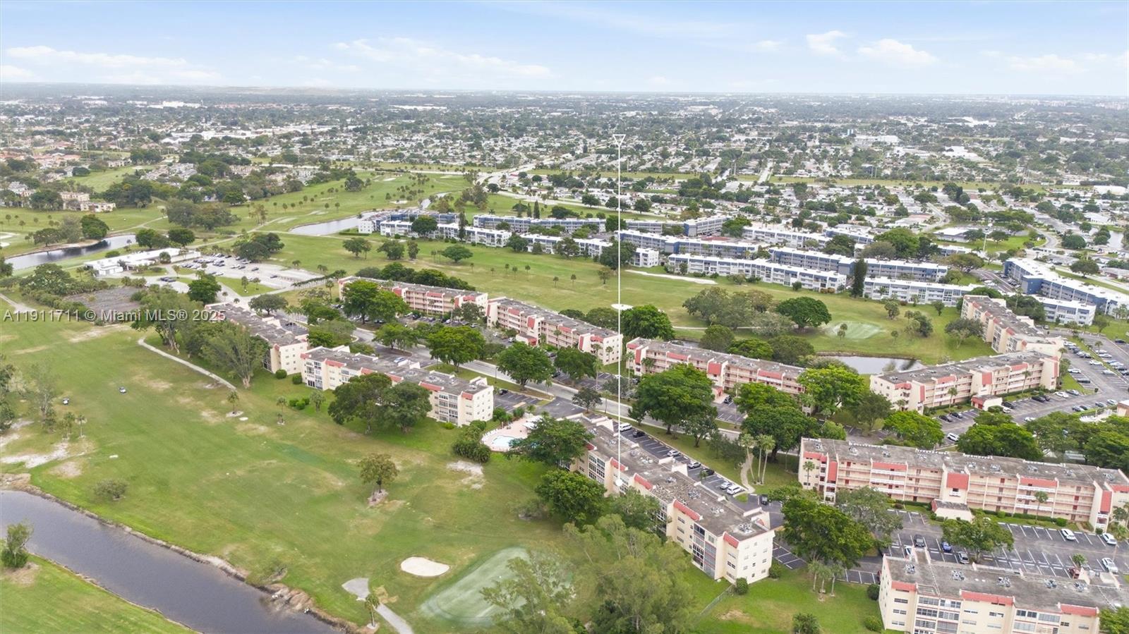 ORIOLE GOLF & TENNIS CLUB - Residential