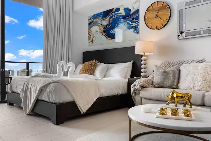 View photos, virtual tours, details... 601 NE 1 Ave PH-4912