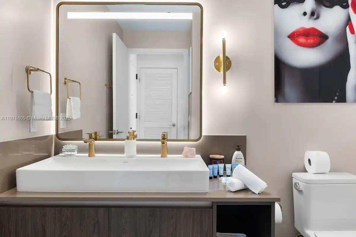 NATIIVO/ GALE MIAMI - Residential