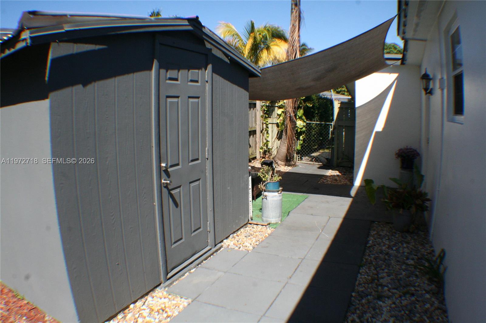 HOLLYWOOD HEIGHTS ESTATES - Residential