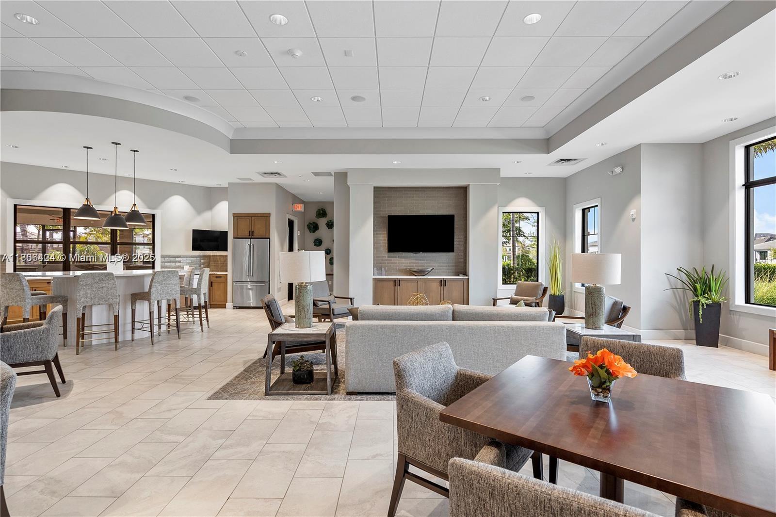 OAK TREE PROPERTY REDEVEL - Residential