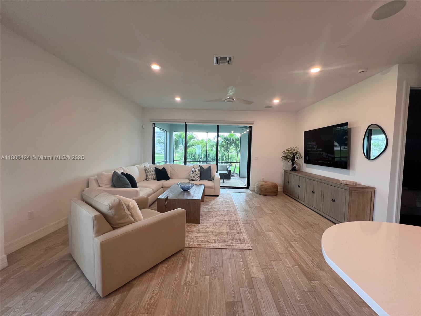 OAK TREE PROPERTY REDEVEL - Residential