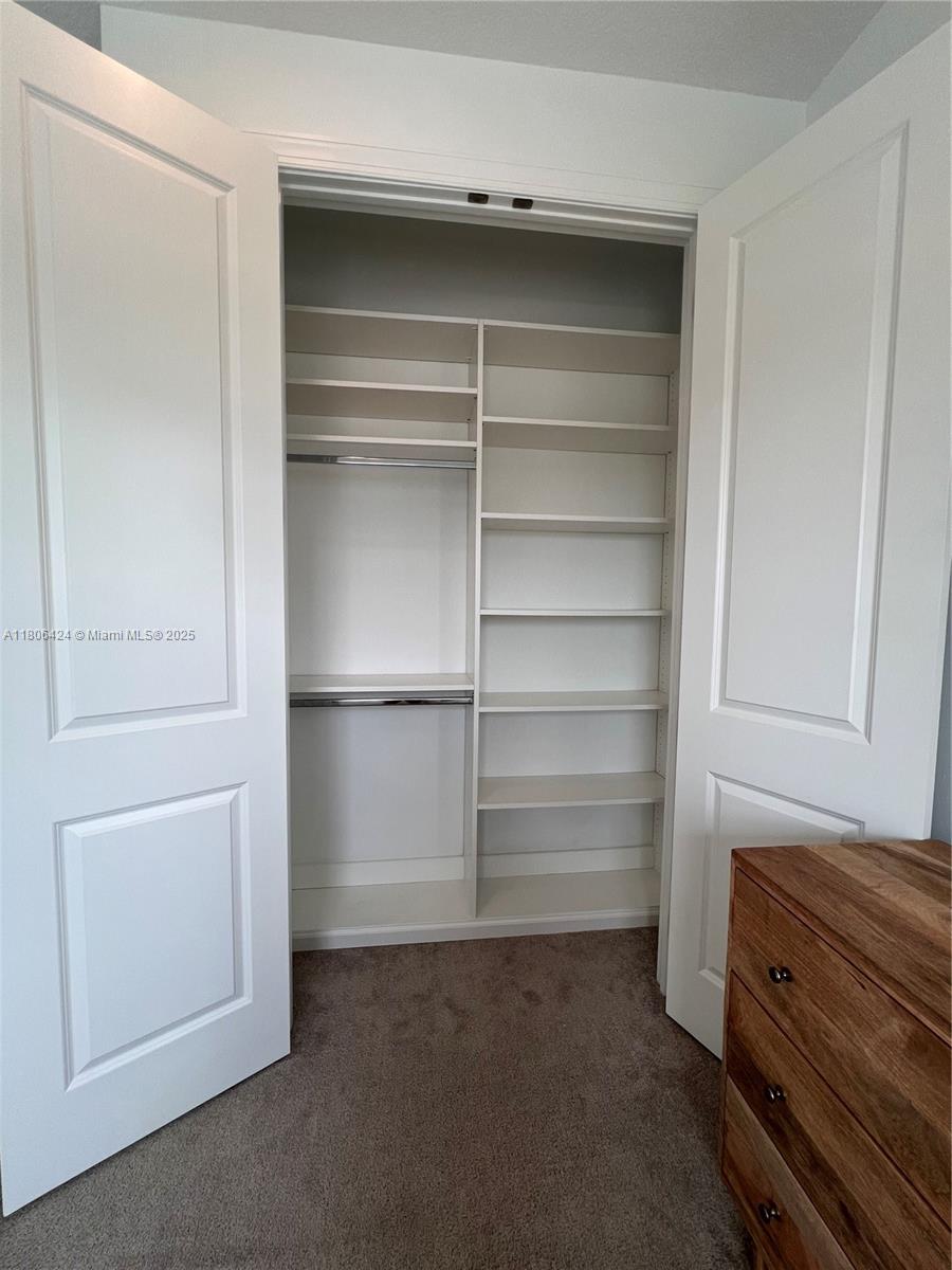 OAK TREE PROPERTY REDEVEL - Residential