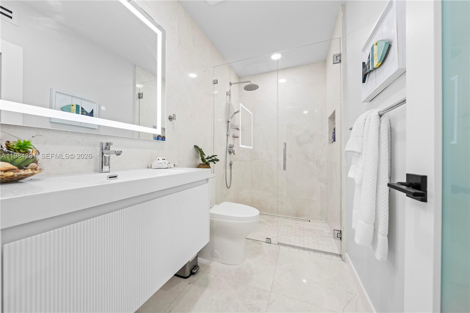 LAGO GRANDE FOUR-A CONDO - Residential