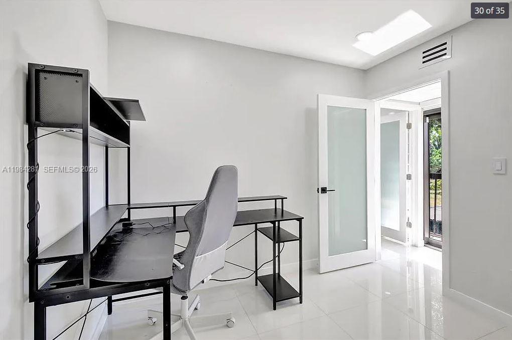 LAGO GRANDE FOUR-A CONDO - Residential