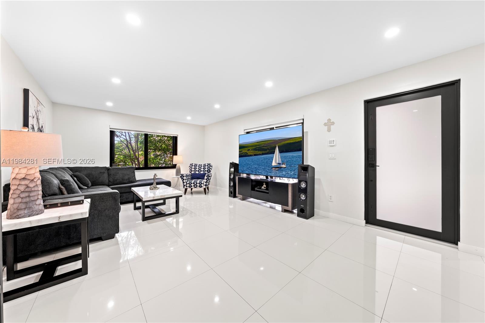 LAGO GRANDE FOUR-A CONDO - Residential