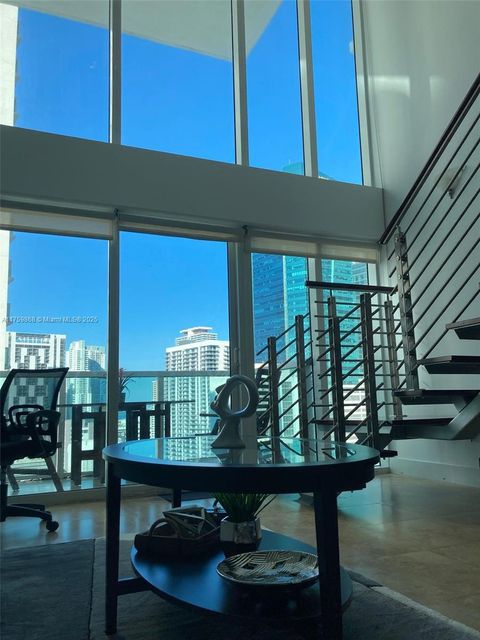 41 SE 5th St 1311 Miami FL 33131