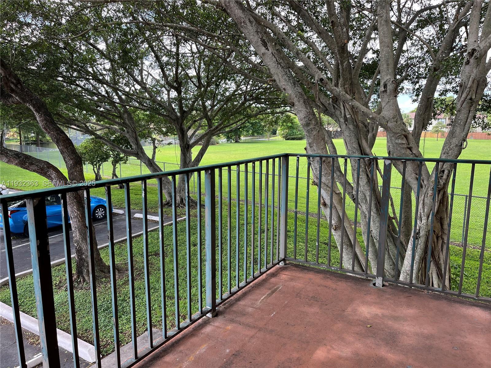 PALMS OF PEMBROKE CONDO - Residential