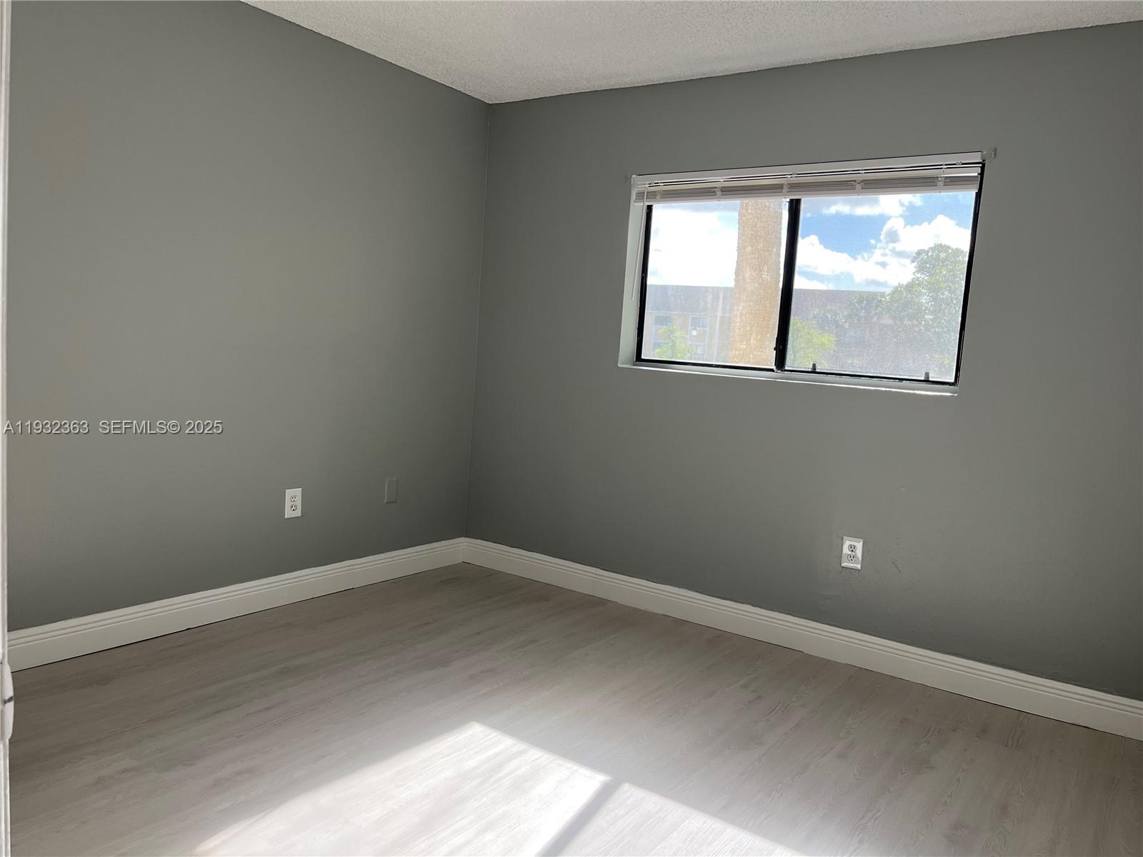 PALMS OF PEMBROKE CONDO - Residential