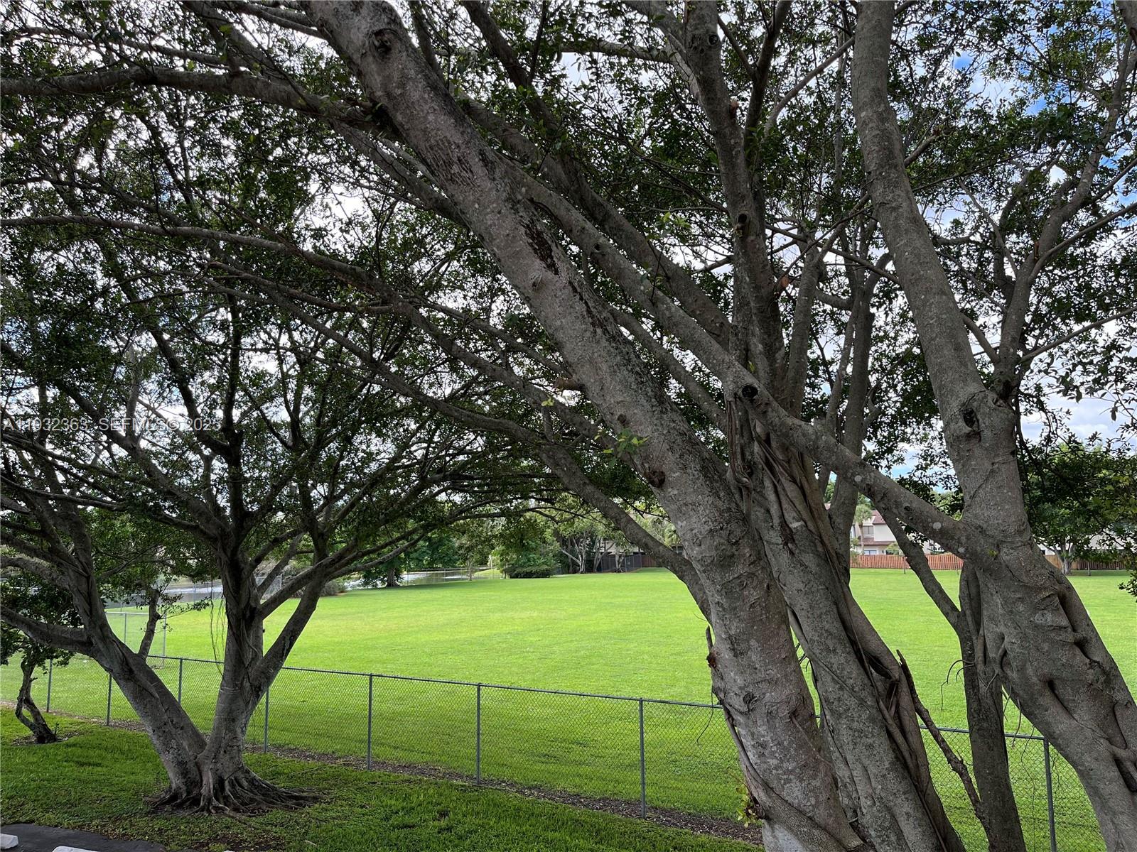 PALMS OF PEMBROKE CONDO - Residential