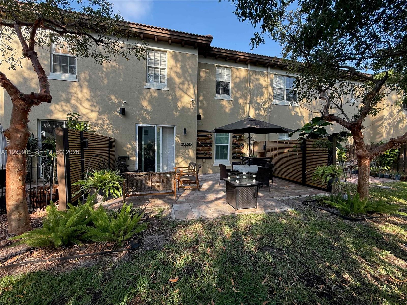 HILLSBORO ASSOCIATES PLAT - Residential