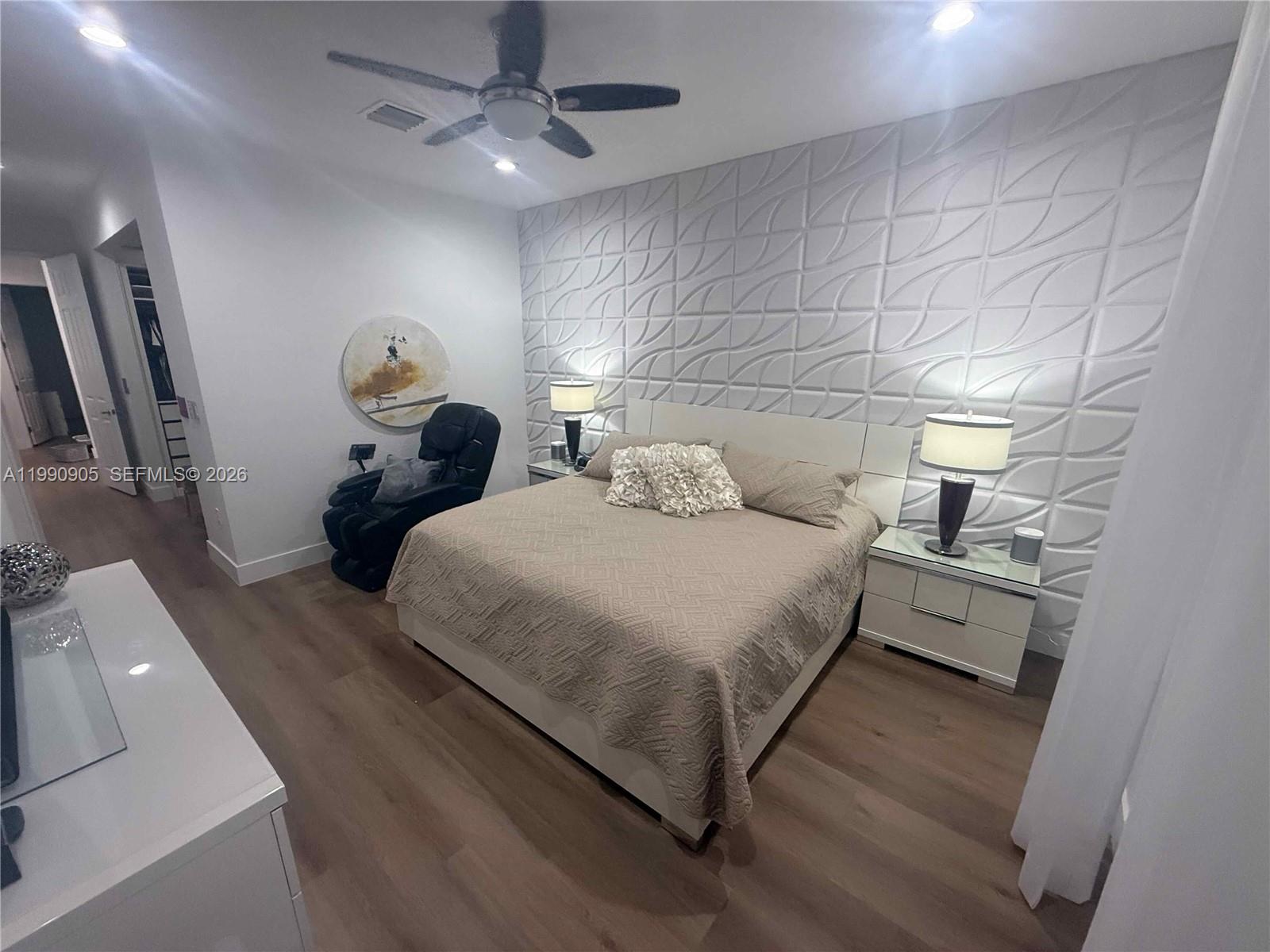 HILLSBORO ASSOCIATES PLAT - Residential