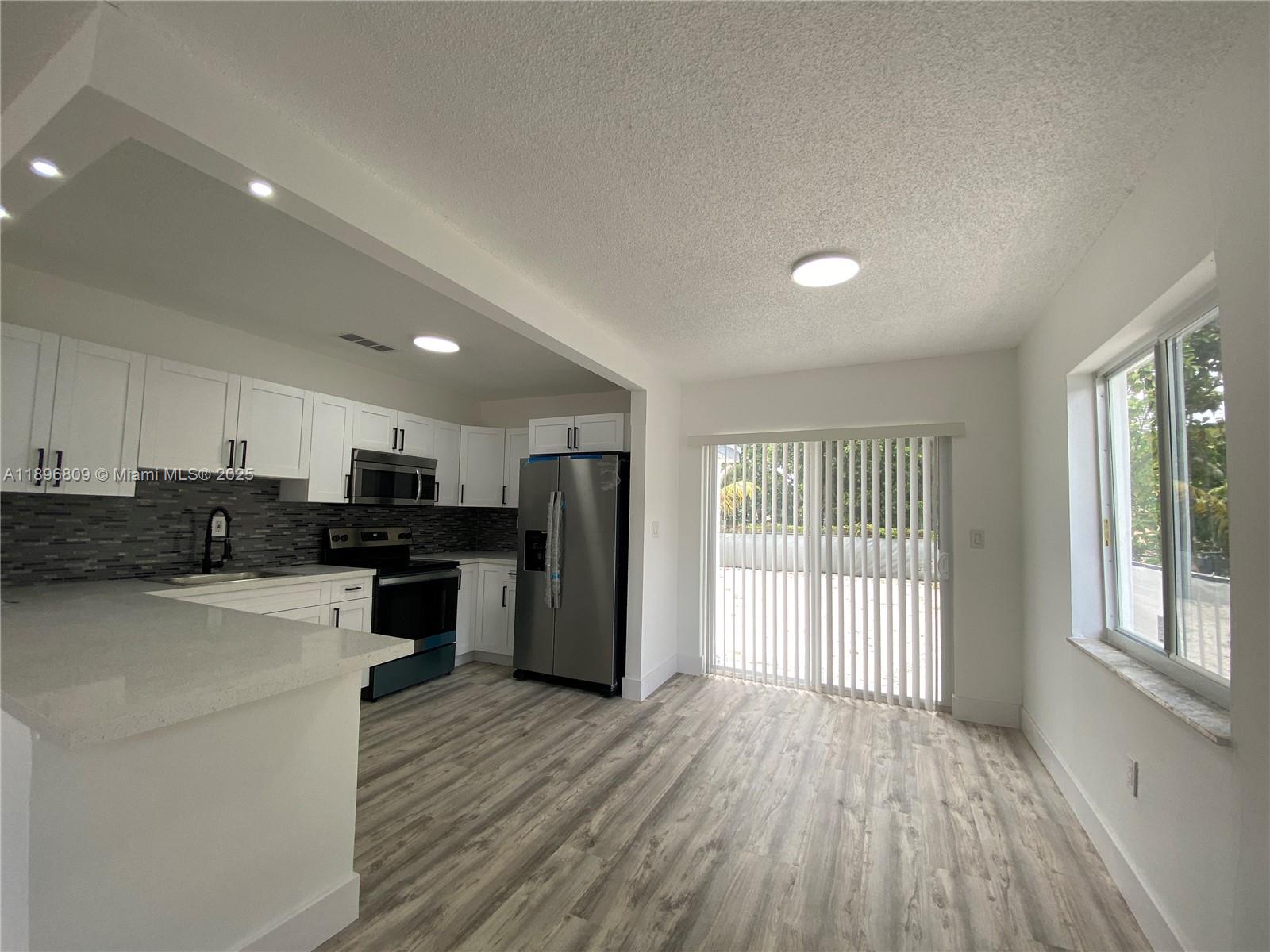 BUENA VISTA HEIGHTS ADDN - Residential Lease